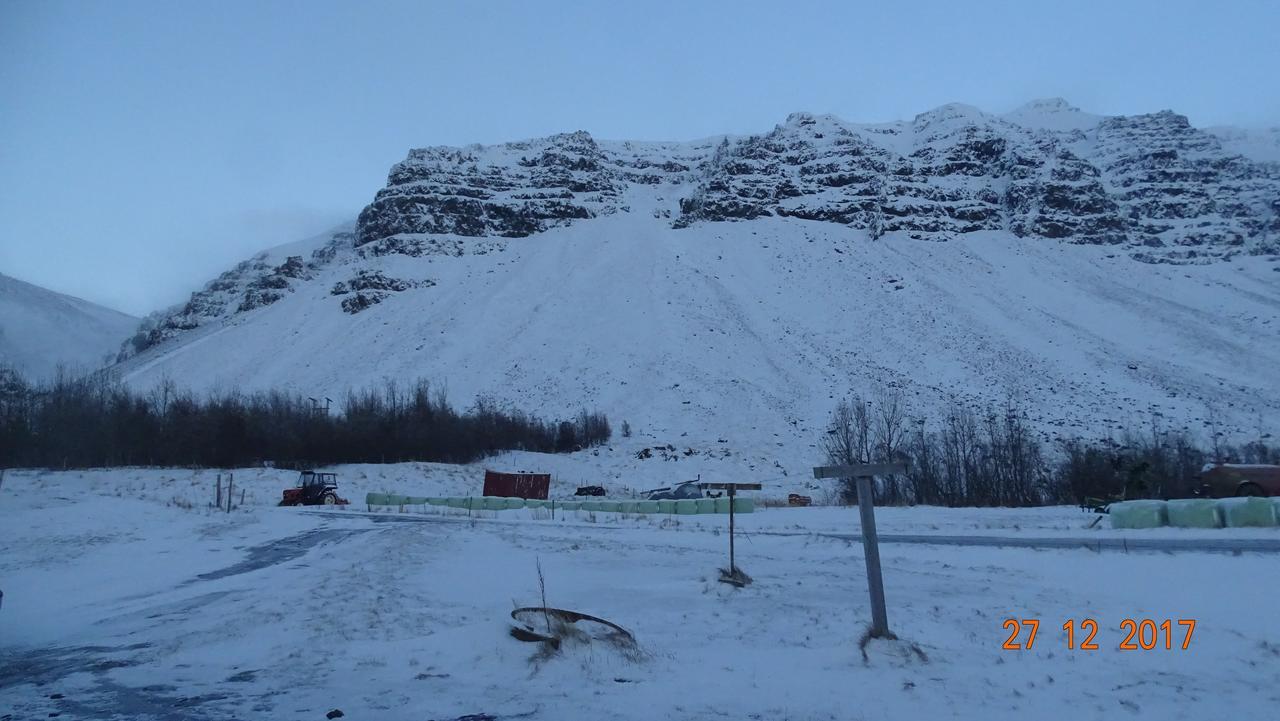 Гостевой дом Mithjanes Reykholahrepp Рейкхолар Экстерьер фото